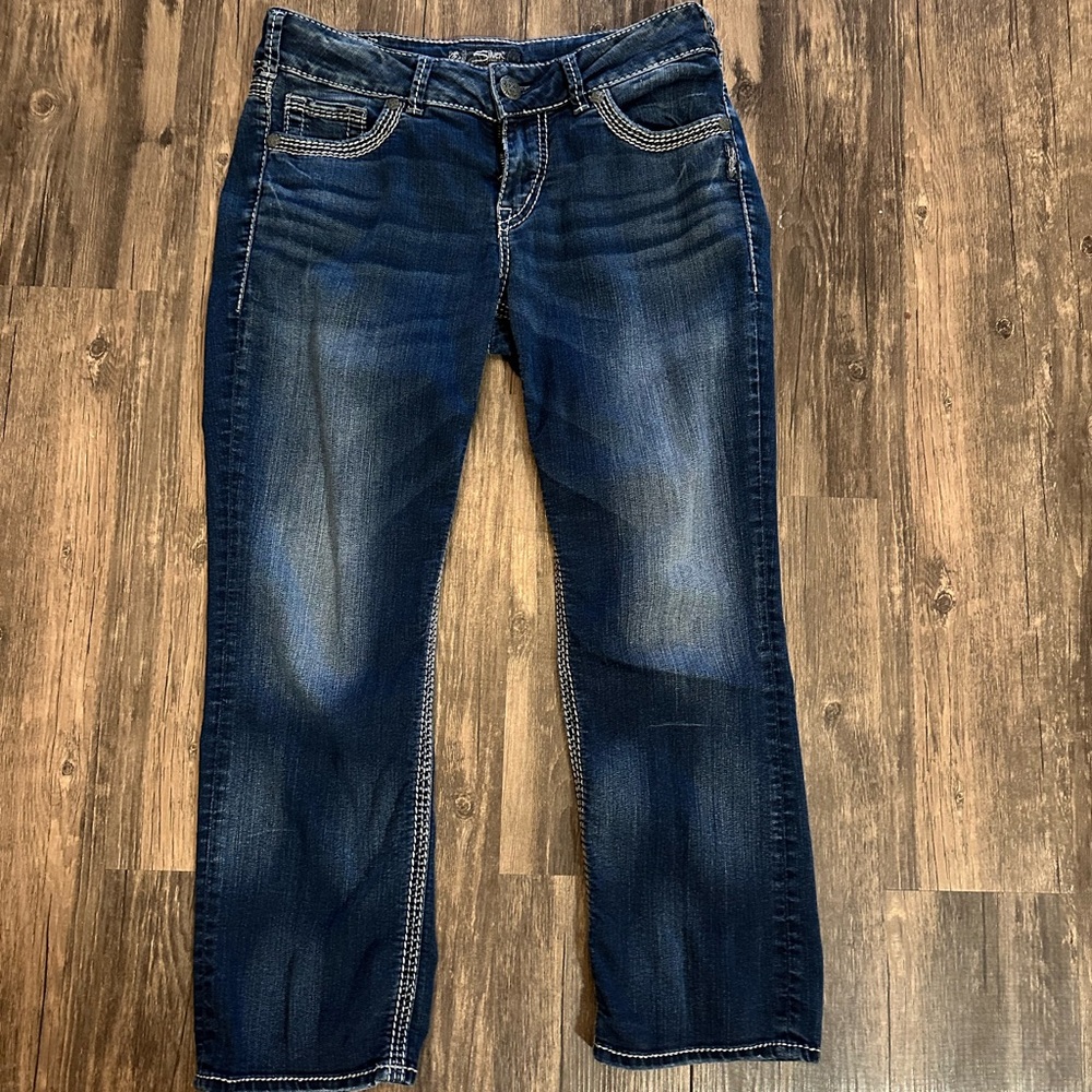 Silver Capris Suki Dark Wash Denim